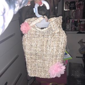 Size small dog outfit with matching collar size sm